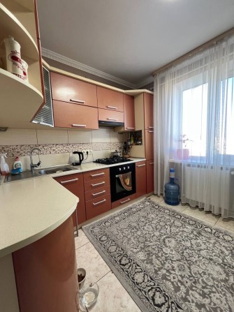 ПОСТАНОВИ 4 кімнатна з ремонтом вул.Хоткевича готова до проживання - фото 1