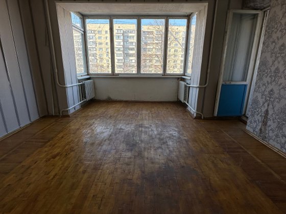 Продам 2-кімнатну квартиру по бульвару.Незалежності,10 Бровари