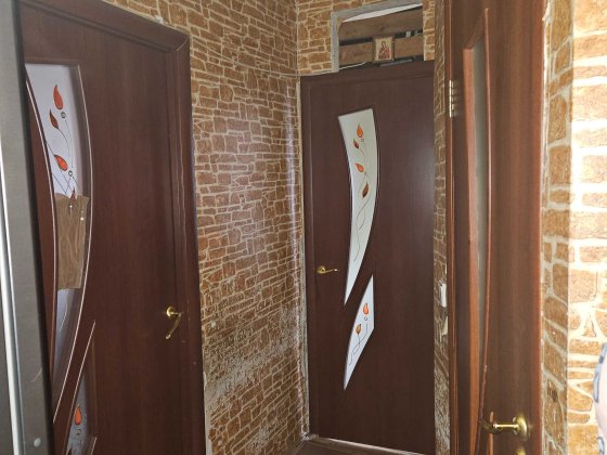 Продам 1 Бровари Онікієнка, 12 цегла, газ, побутова меблі Бровары