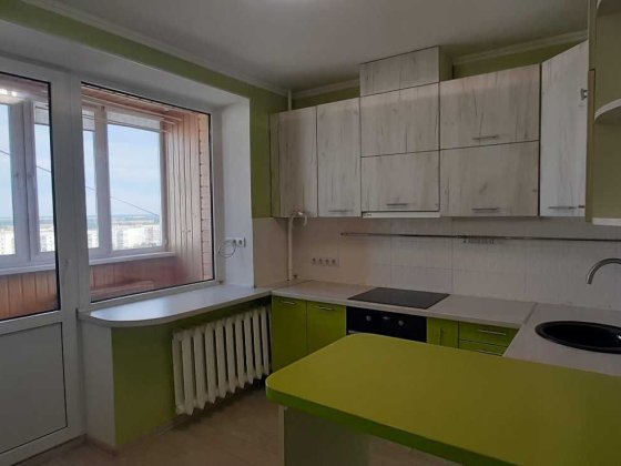 1к. на Грушевського, цегляний будинок+кладова на поверсі! Бровары