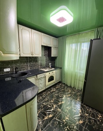 Продаж 2-кв ЦЕНТР міста вул.К.Шлях з ремонтом СВІТЛО є завжди. - фото 1