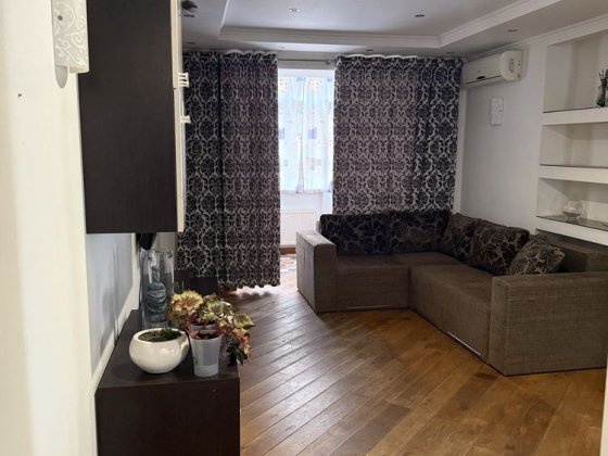 Продам шикарну 1 к квартиру на Грушевського Бровары