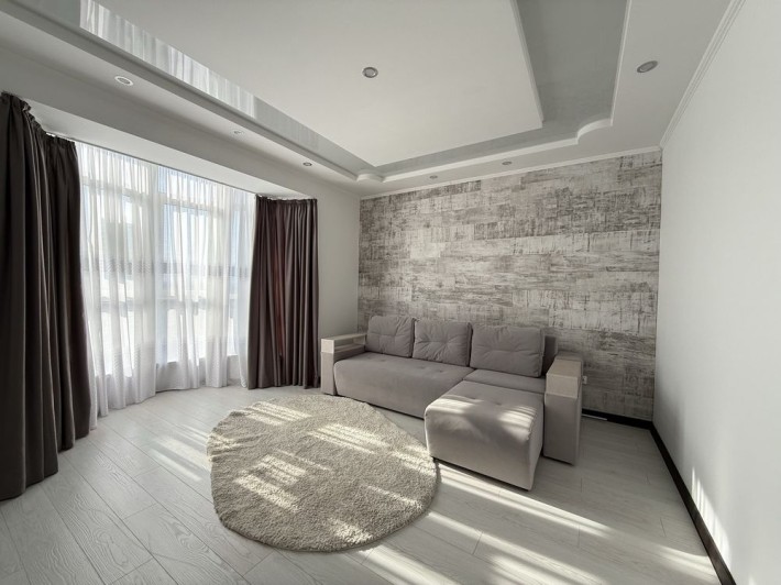 Продаж дворівневої квартири. Можна по постановах - фото 1