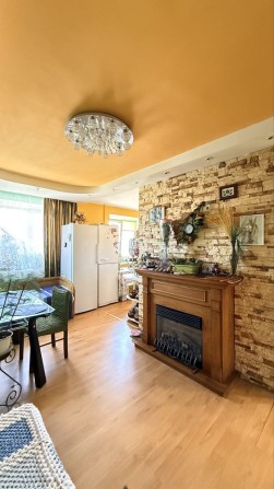 Купити квартиру центрі  Бучі - фото 1