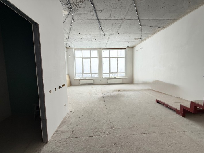 Продаж пентахуса част. ремонтом. З великою терассою. Без комісії - фото 1