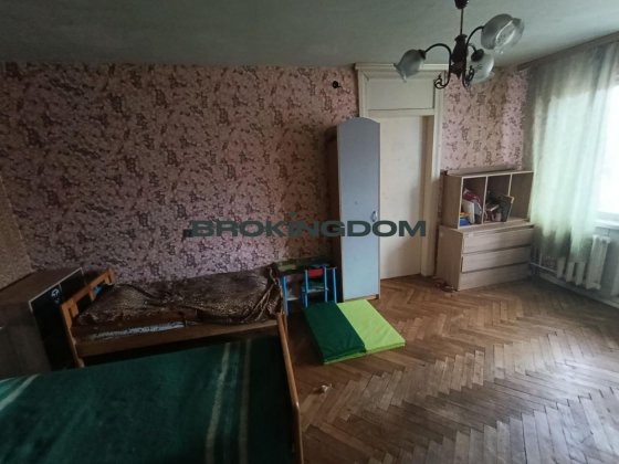 Продается 2-кімн квартира, вул. Лагунової 7, центр Бровари