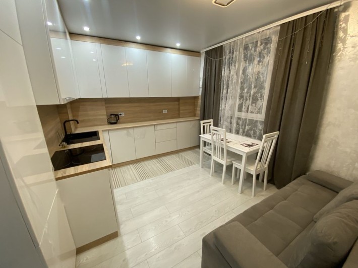 Євро 2к Буча . держ програми так ! - фото 1