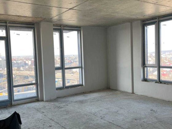 велика квартира, 3 балкони, 3 кімнати, можливе розтермінування Івано-Франківськ