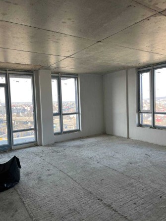 велика квартира, 3 балкони, 3 кімнати, можливе розтермінування - фото 1