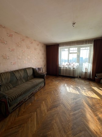 Продам 2-кімнатну квартиру по вул.Героїв України, 23 - фото 1