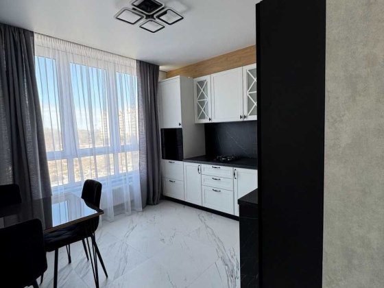 Однокімнатна з ремонтом, 2%, газ! Без комісії! Буча