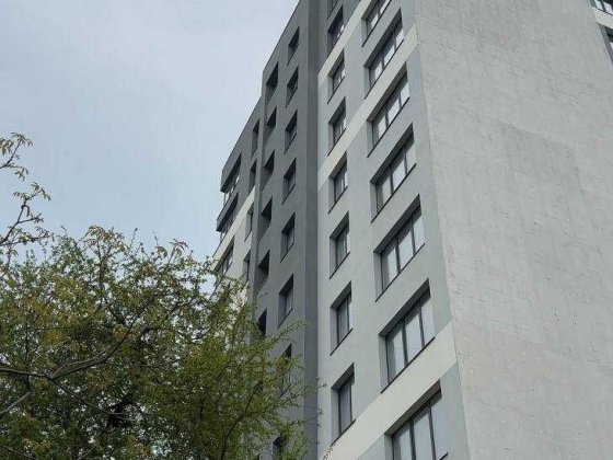 Продається 2 к.квартира - можна робити ремонт! Ивано-Франковск