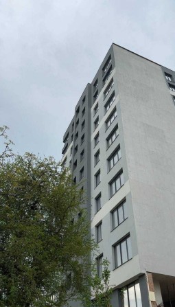 Продається 2 к.квартира - можна робити ремонт! - фото 1