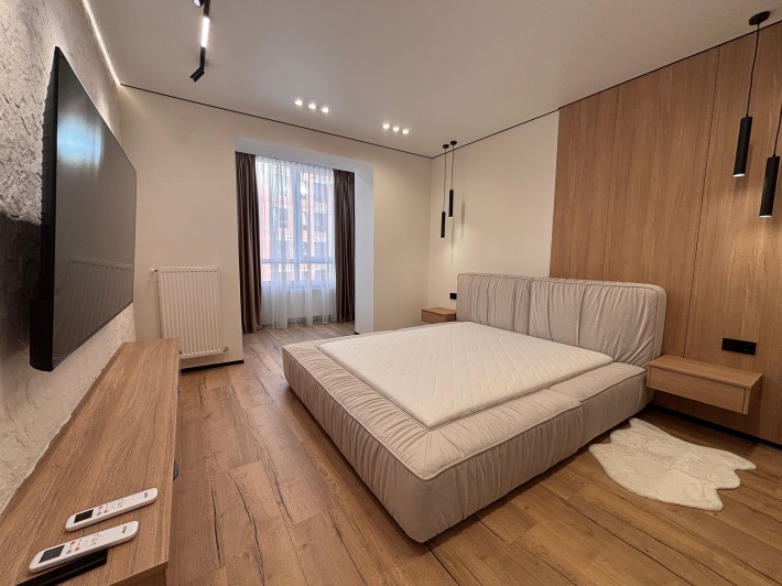 Продаж великої 3к квартири поруч озеро з класним ремонтом - фото 1