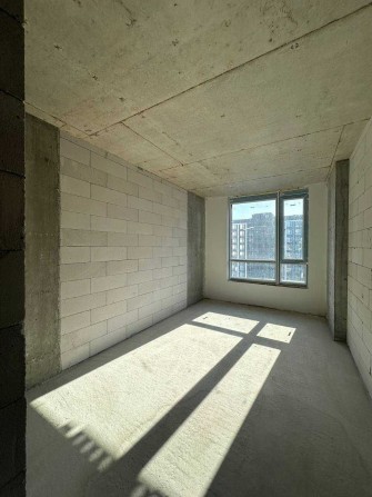 продам 2 кімнатну квартиру в зданому будинку, можна починати ремонт - фото 1