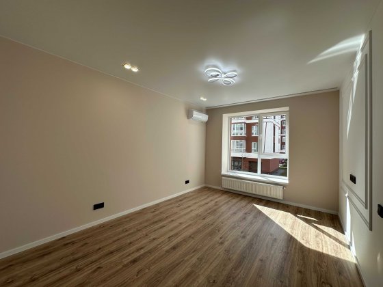 Продаж 1 км квартира з ремонтом в закриому ЖК з газовим опаленням! Ивано-Франковск