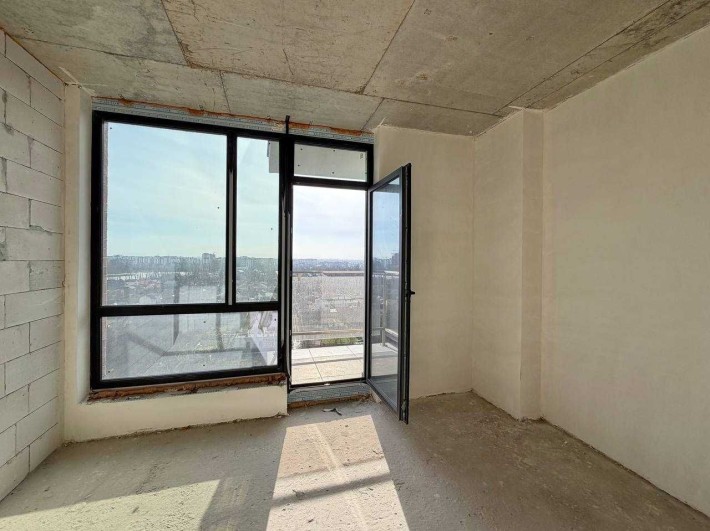 видова на озеро 2 кім.квартира + кухня-вітальня з дизайн-проєктом - фото 1