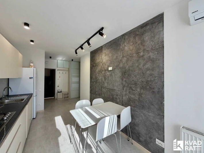 Велика 1 кім квартира 45 м² Меблі та техніка Готова до проживання - фото 1