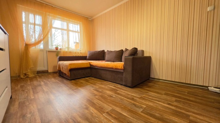 Продаж 3ї квартири , вул. Січневий прорив - фото 1