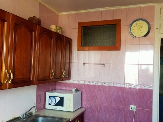 Продається трикімнатна в центрі Бровари