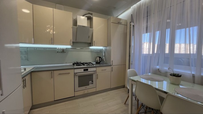 1-кімнатна квартира з новим ремонтом 38,7м2 - фото 1