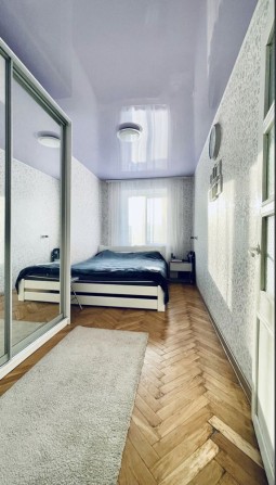 Простора 3 кімнатна квартира з ремонтом в Центрі Бучі! Держпрограми! - фото 1