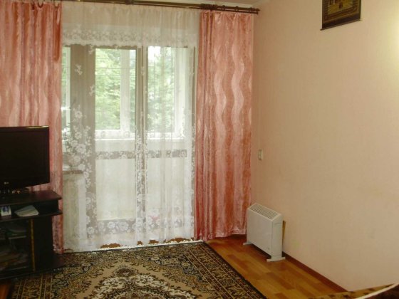 1 комнатная  АККУРАТНАЯ   квартира  БЕЗ  КОМИССИИ % !!!  ОТ  ВЛАСНИКА. Вишневе