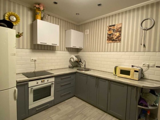 Продам 1-кімнатну квартиру, вул. Лесі Українки, 74в Вишневе