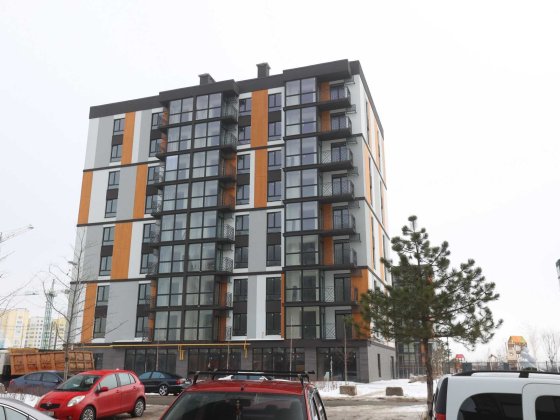 Продаж 3к квартири 80 м.кв (газ, 4 поверх) Вишневое