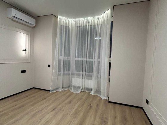 Однокімнатна з якісним ремонтом, 4 поверх, без комісії! Буча