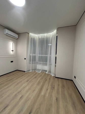 Однокімнатна з якісним ремонтом, 4 поверх, без комісії! - фото 1