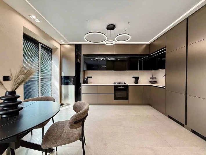 Продам Ексклюзивну 3к квартиру в ЖК Клубного типу - фото 1