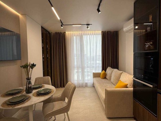 Продаж великої 2-кімнатної 73. 5м2 ЖК В «Манхеттен» Ивано-Франковск