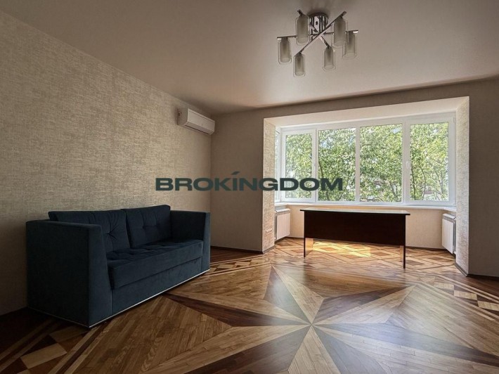 Велика 2-кімн квартира, бул. Незалежності, авторський дизайн - фото 1