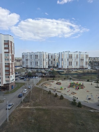 БЕЗ КОМІСІЇ 2 кім квартира з гардеробною в ЖК Сади Вишневі - фото 1