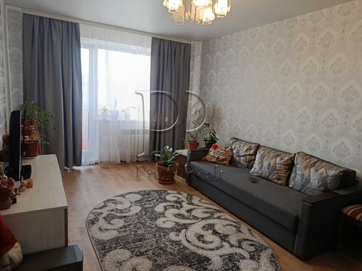 Продаж 3 кімнатної квартири вул. Освіти - фото 1