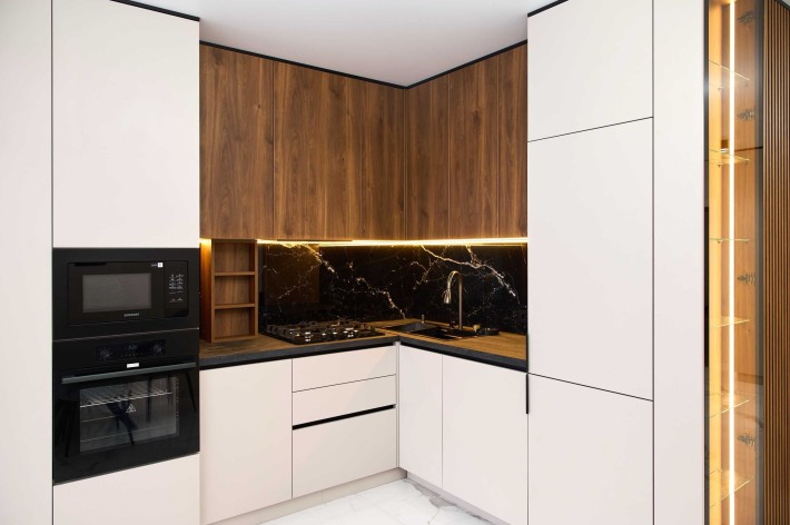 Квартира з дизайнерським ремонтом та функціональним плануванням - фото 1