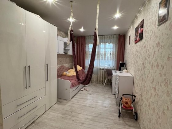 4 кімнати, 81 м², центр Бучі — заїжджай і живи Буча