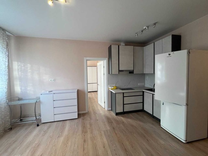 Буча продаж однокімнатної квартири поруч з міським парком! - фото 1