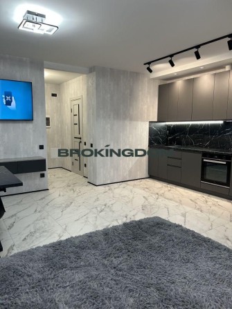 Однокімнатна квартира, другий поверх, єОселя, Металургів 35 - фото 1