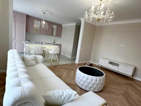 Продам 2к квартиру з ремонтом на Березі міського озера Ивано-Франковск