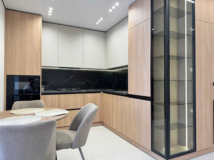 1 кім в центрі, Готова до життя! Дизайнерський ремонт! - фото 1