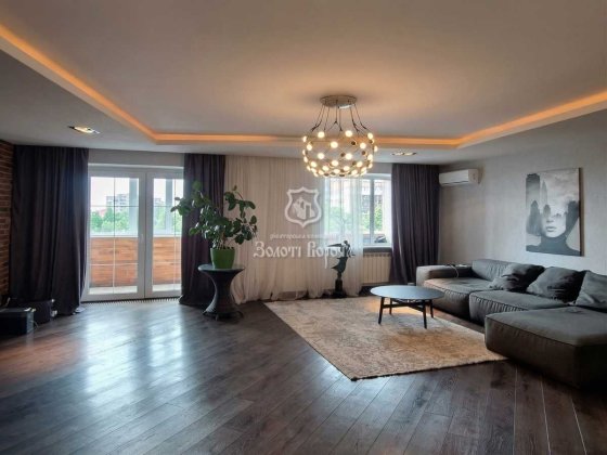 Квартира, 3к. Дизайнерський ремонт. бульвар Незалежності, 17, Бровари Бровари