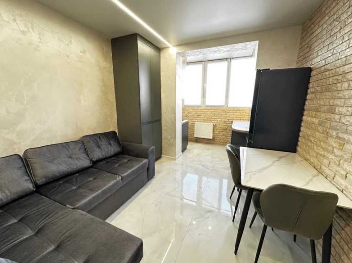 Продається 1-кім квартира з дизайнерським ремонтом жк Сади Вишневі - фото 1