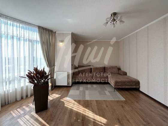 Простора 3-кімнатна квартира з дизайнерськими меблями | новобудова Ивано-Франковск