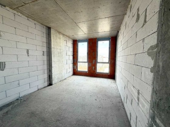 Продам двокімнатну квартиру біля парку та озера Ивано-Франковск