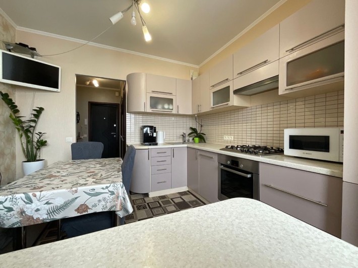 Двокімнатна квартира з ремонтом Вишневе без комісії - фото 1