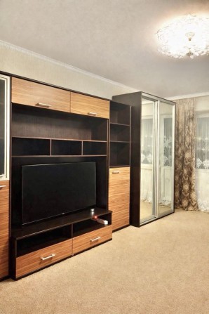 Терміновий продаж! Двохкімнатна з ремонтом! 54 м2! Газ, все поруч! - фото 1