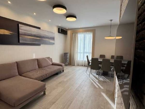 Продаж квартири з ремонтом Власна котельня Вишневе