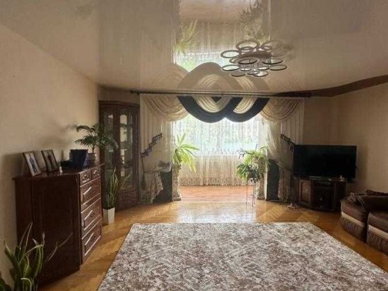 Продаж 3 кімнатної квартири Івано-Франківськ